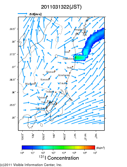 地表付近 大気中濃度分布[Bq/m3]　2011-03-13 22時