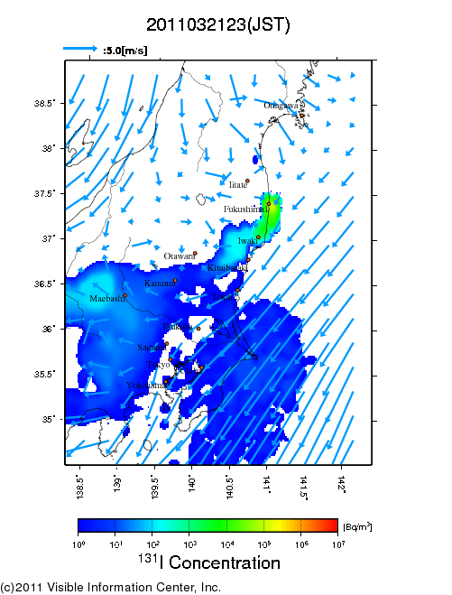 地表付近 大気中濃度分布[Bq/m3]　2011-03-21 23時