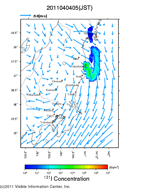 地表付近 大気中濃度分布[Bq/m3]　2011-04-04 05時